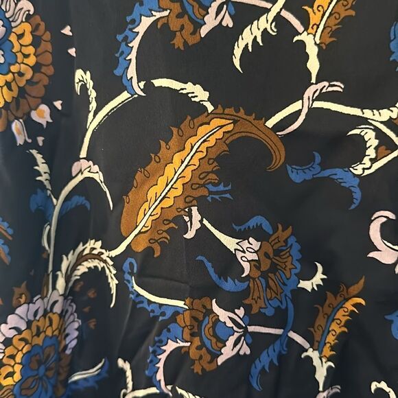 Ann Taylor Blouse - Picture 4 of 5